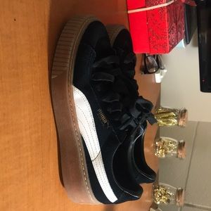 Puma Suede platform